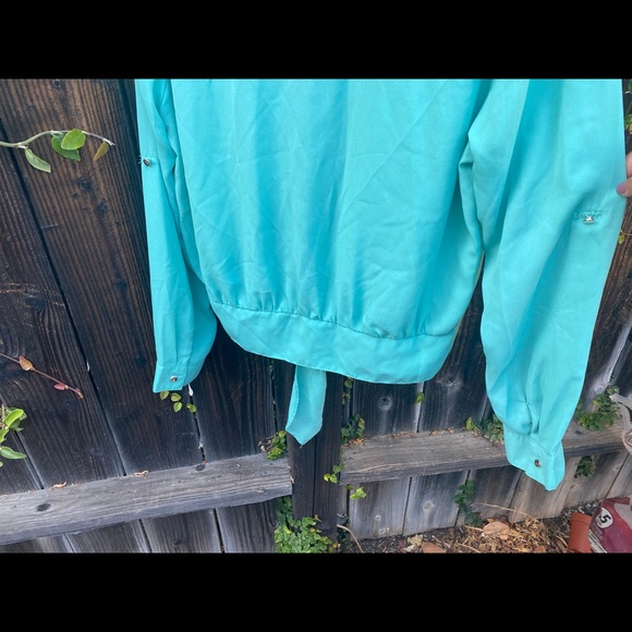 Turquoise top - Picture 5 of 5